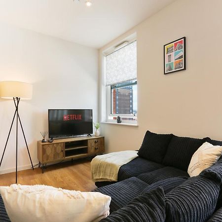 Modern 2-Bed Apartment, Free Parking, City Centre, Netflix & Pet Friendly - Hosted By Stay Host Save Sheffield Exterior foto